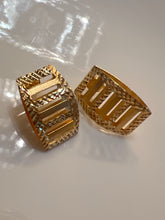 Load image into Gallery viewer, Aritos enchape de oro