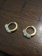 Load image into Gallery viewer, Aritos Plata 925 con baño de Oro