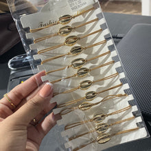 Load image into Gallery viewer, Pulseras de hilo con figuras