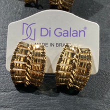 Load image into Gallery viewer, Aritos Enchape de Oro