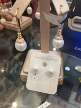 Load image into Gallery viewer, Aretes enchape varios