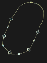 Load image into Gallery viewer, Cadena Van Cleef Plata 925 con baño de oro
