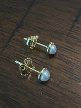 Load image into Gallery viewer, Aritos Plata 925 con baño de Oro
