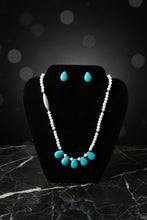 Load image into Gallery viewer, Collares/ Aritos y pulsera de piedra
