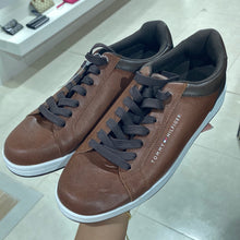 Load image into Gallery viewer, Tenis Tommy Hilfiger - Caballero
