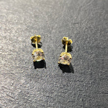 Load image into Gallery viewer, Aritos Plata 925 (pequeños)
