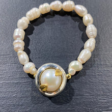 Load image into Gallery viewer, Pulseras con dijes de plata
