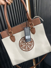 Load image into Gallery viewer, Cartera Deluxity - Dama

