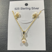 Load image into Gallery viewer, Juegos Perla blanca - Plata 925 con baño de Oro (Varios)
