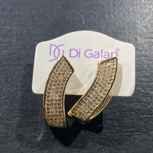 Load image into Gallery viewer, Aritos enchape de Oro
