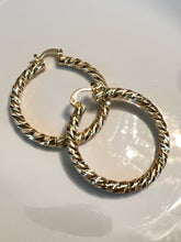 Load image into Gallery viewer, Argolla enchape de oro
