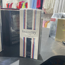 Load image into Gallery viewer, Perfume Tommy Hilfiger
