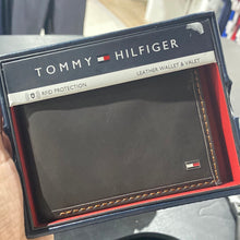 Load image into Gallery viewer, Billetera TH Café
