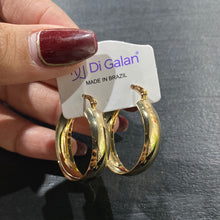 Load image into Gallery viewer, Aritos enchape de Oro
