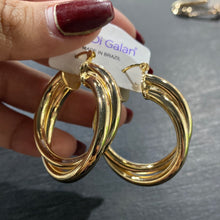 Load image into Gallery viewer, Aritos enchape de Oro
