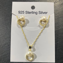 Load image into Gallery viewer, Juegos Perla blanca - Plata 925 con baño de Oro (Varios)
