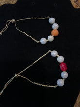 Load image into Gallery viewer, Collares/ Aritos y pulsera de piedra
