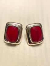 Load image into Gallery viewer, Aritos plata con piedra

