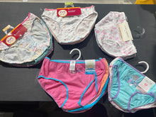 Load image into Gallery viewer, Ropa interior de Niña
