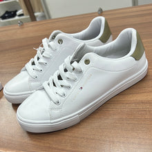 Load image into Gallery viewer, Tenis Tommy Hilfiger - Dama
