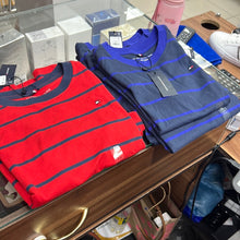 Load image into Gallery viewer, Camisa Tommy Hilfiger - Niño
