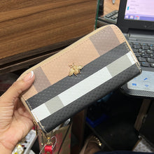 Load image into Gallery viewer, Monedero Iconic Bags
