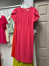 Load image into Gallery viewer, Vestido Calvin Klein
