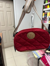 Load image into Gallery viewer, Cartera Tommy Hilfiger
