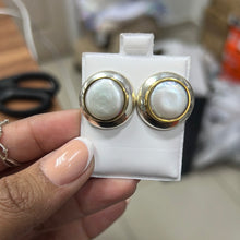 Load image into Gallery viewer, Aritos plata 925 con piedra grande
