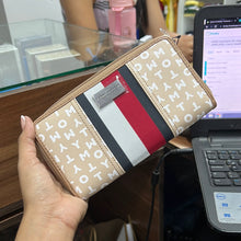 Load image into Gallery viewer, Monedero Tommy Hilfiger

