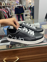 Load image into Gallery viewer, Tenis Calvin Klein - Unisex
