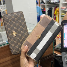 Load image into Gallery viewer, Monedero Iconic Bags
