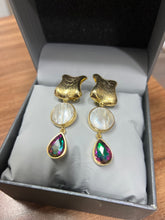 Load image into Gallery viewer, Aritos Plata 925/Baño Oro 14k
