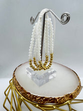 Load image into Gallery viewer, Pulseras de cristal y Perlas
