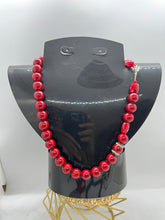 Load image into Gallery viewer, Collar piedras de cristal
