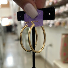 Load image into Gallery viewer, Argollas Enchape de Oro - Varias
