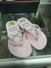 Load image into Gallery viewer, Sandalias niñas varios
