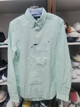 Load image into Gallery viewer, Camisa TH de vestir Hombre
