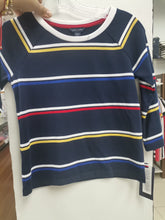 Load image into Gallery viewer, Camisa TH Niña
