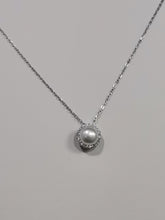 Load image into Gallery viewer, Juego Plata Aretes/Collar
