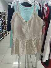 Load image into Gallery viewer, Camisa de Niña casual
