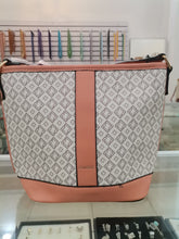 Load image into Gallery viewer, Cartera casual Variada
