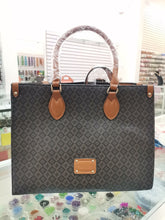 Load image into Gallery viewer, Cartera casual Variada
