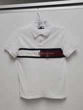 Load image into Gallery viewer, Camisa TH tipo Polo Niño
