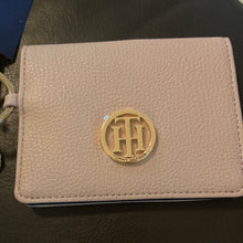 Load image into Gallery viewer, Tarjetero Para llaves Tommy Hilfiger
